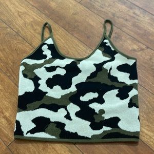 Camo sweater tank top. Great condition. Size M/L.
